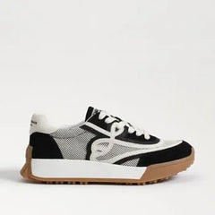 Luna Sneaker
