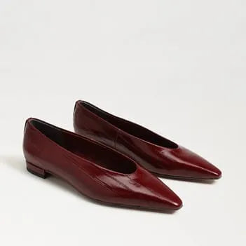 Emory Pointed Toe Ballet Flat