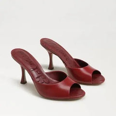 Jeanie Heeled Mule