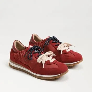 Evara Lace Up Sneaker