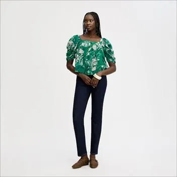 Square Neck Short Sleeve Top